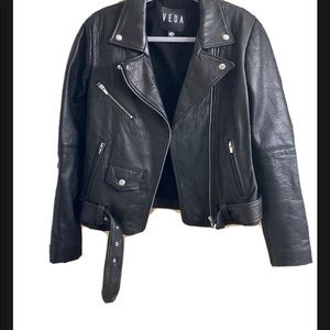 Brand new , genuine Veda leather jacket!